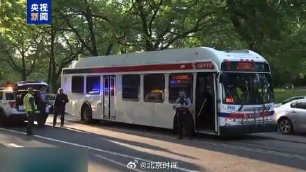 美国一公交车发生枪击案4人受伤
