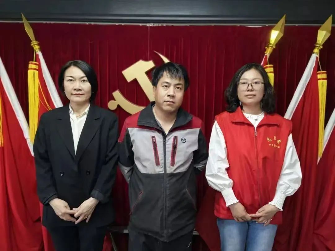 多看一眼,让他救了一条人命! 多看一眼,让他救了一条人命!