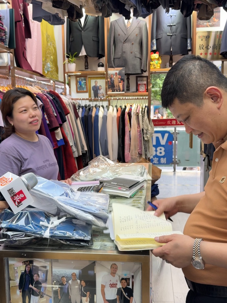 大部分上海人不熟悉的这处市场，是老外一下飞机就去的“秘密基地”！网友：店员“人均英语八级”
