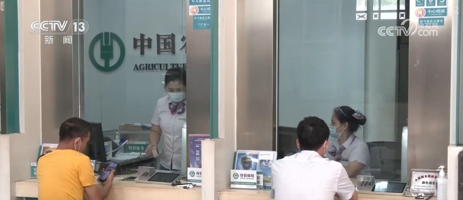 “真金白银”纾困、“政策+市场”防控……外贸企业手握“定心丸”放开手脚拓市场