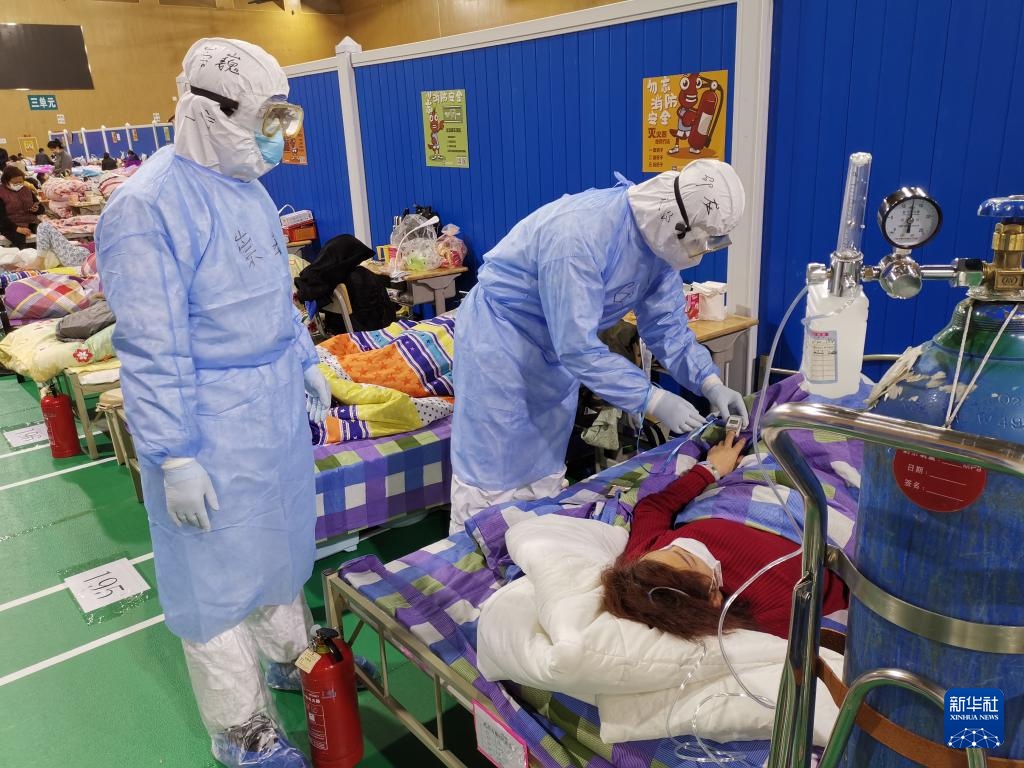 急诊科里的守护者