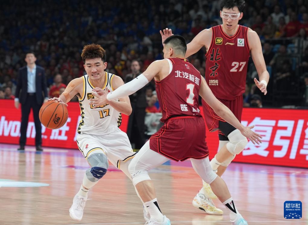 CBA总决赛第三场：北京北汽不敌浙江方兴渡