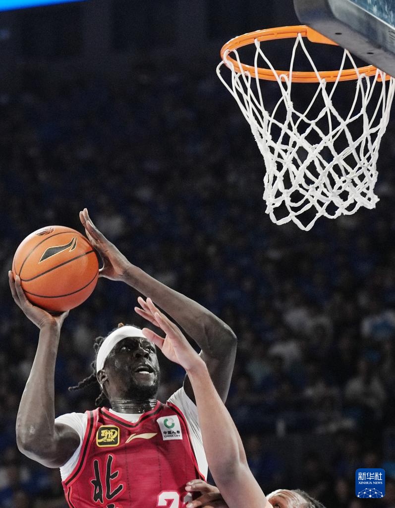 CBA总决赛第三场：北京北汽不敌浙江方兴渡