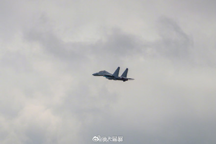 直刺云霄！空军飞行训练大片来袭