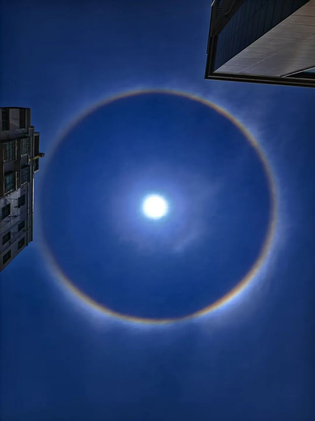 广东现“天空之眼”奇观，持续超1小时