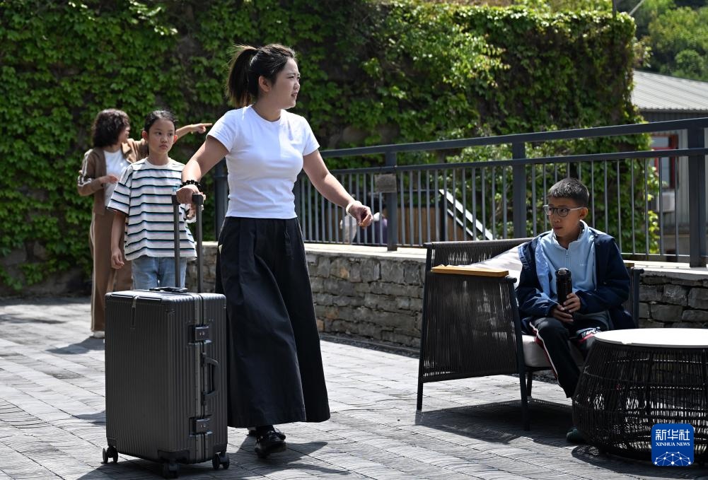 图片故事丨栖居山水间 迎接四方客