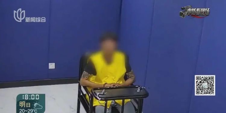 细思古怪！女子将巨额人民币“藏”进土里，特意挑荒郊野外