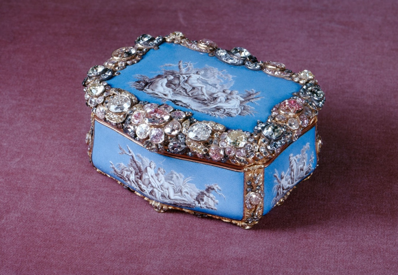 公开展出 德国“末代皇族”艺术品归属纷争告终 公开展出 德国“末代皇族”艺术品归属纷争告终