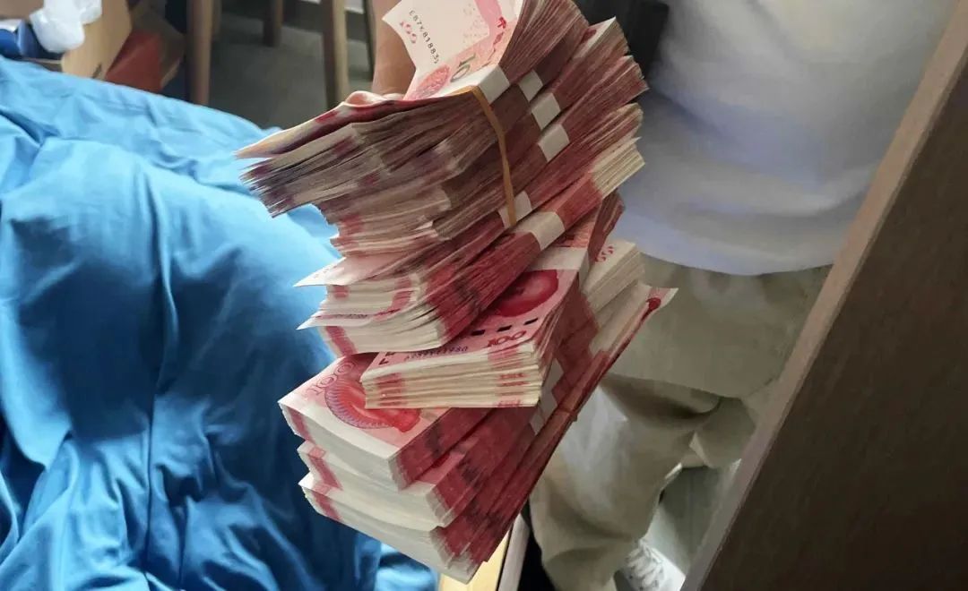 没见过女友，就先送10.88万彩礼？