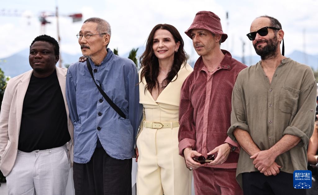 戛纳电影节:主竞赛单元评委亮相 戛纳电影节:主竞赛单元评委亮相