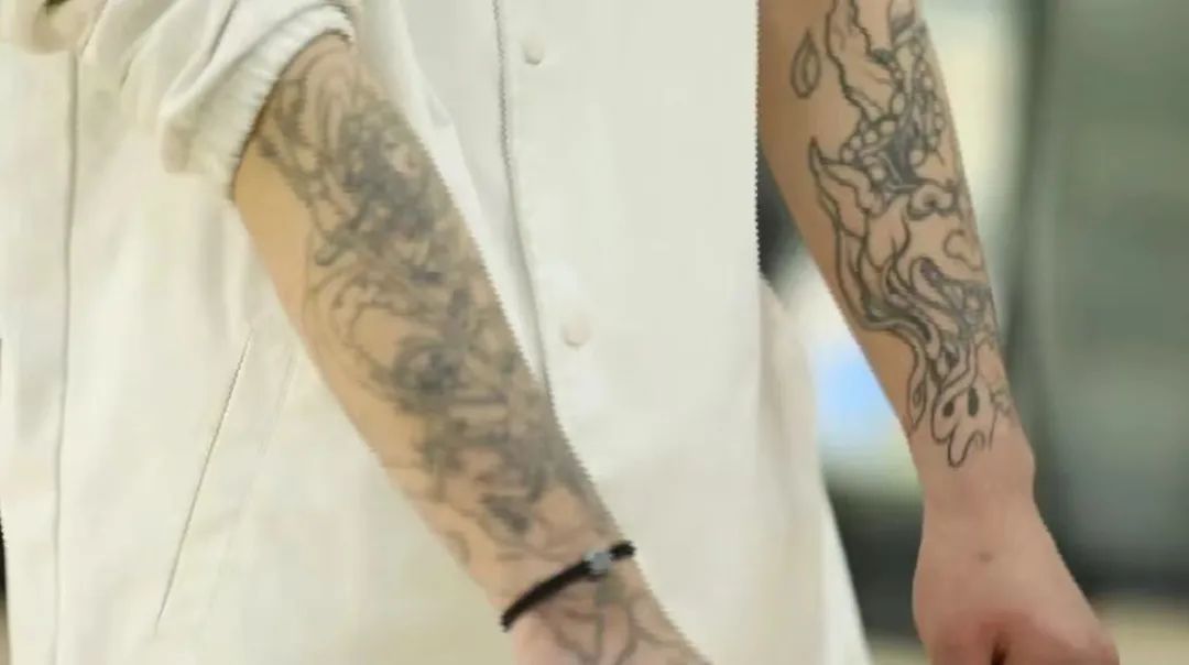 14岁少女隐瞒年龄自愿文身,店家可以免责吗?法院判了 14岁少女隐瞒年龄自愿文身,店家可以免责吗?法院判了