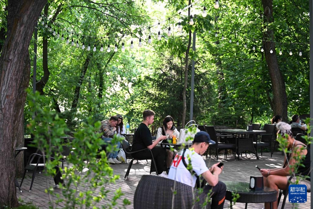 阿拉木图:科克托别山掠影 阿拉木图:科克托别山掠影