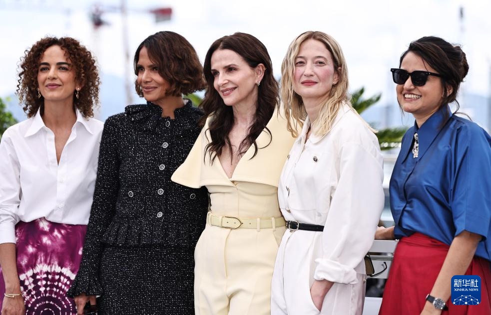 戛纳电影节:主竞赛单元评委亮相 戛纳电影节:主竞赛单元评委亮相