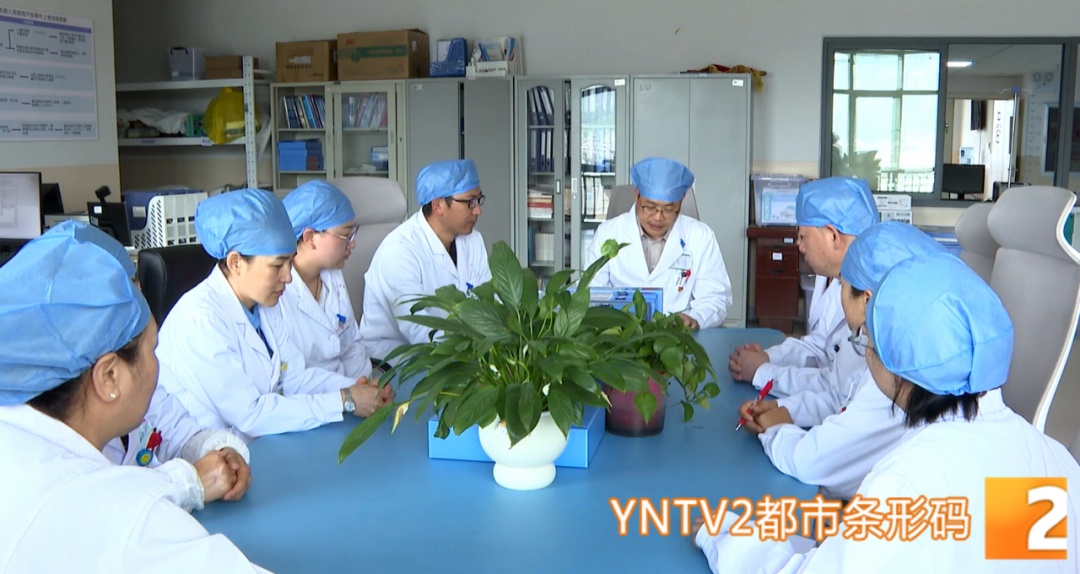 命悬一线！3厘米长鸡骨卡喉，他们上演生命救援