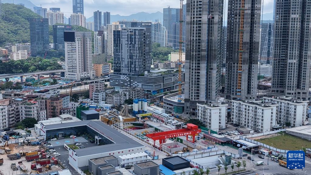 深汕铁路超大直径盾构机掘进深圳中心城区 深汕铁路超大直径盾构机掘进深圳中心城区