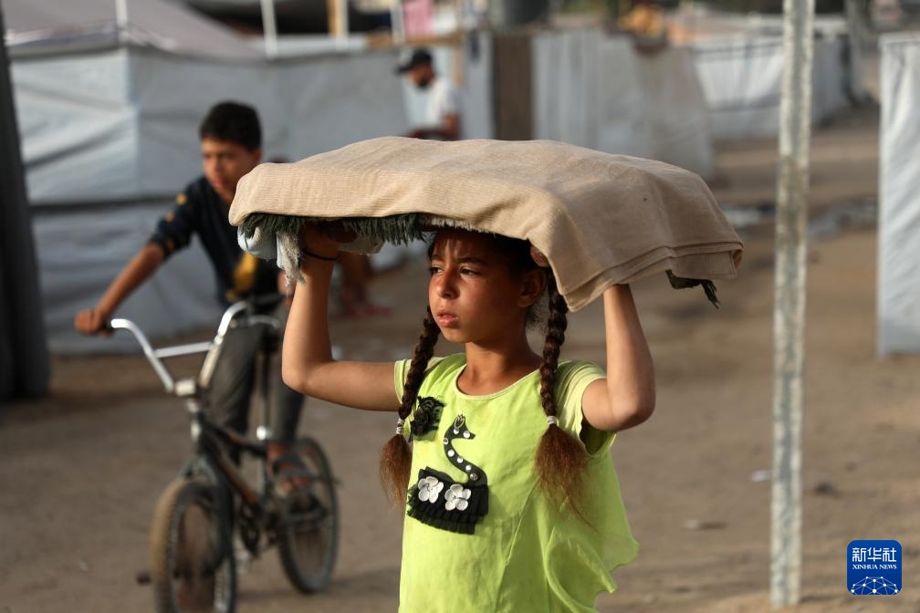 加沙地带：流离失所者营地的儿童