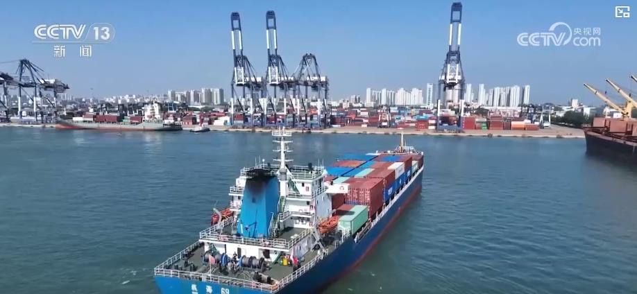 跨境物流大提速!全国首趟“一单制”铁海联运班列发车 运输时间缩短一半 跨境物流大提速!全国首趟“一单制”铁海联运班列发车 运输时间缩短一半