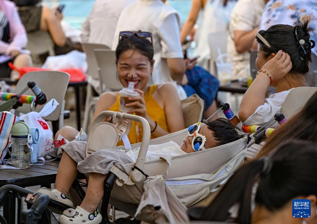 新时代中国调研行之文化中华｜海边咖啡 汕尾青年慢生活的“微型基站”