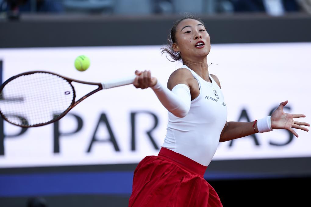网球WTA1000罗马站：郑钦文晋级半决赛