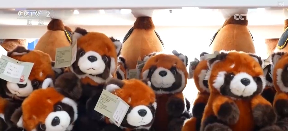 “动物园+”延长产业链撬动消费新活力 花式揽客、限定美景“破圈”圈粉