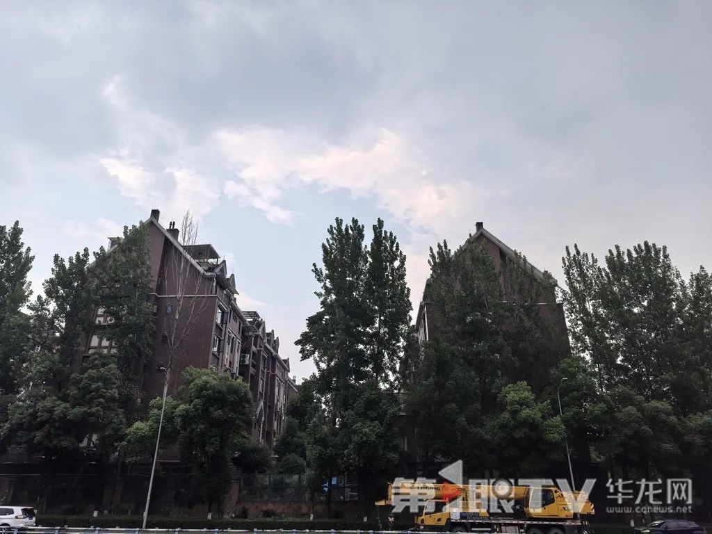 最高温33℃!未来三天重庆部分地区阵雨 最高温33℃!未来三天重庆部分地区阵雨