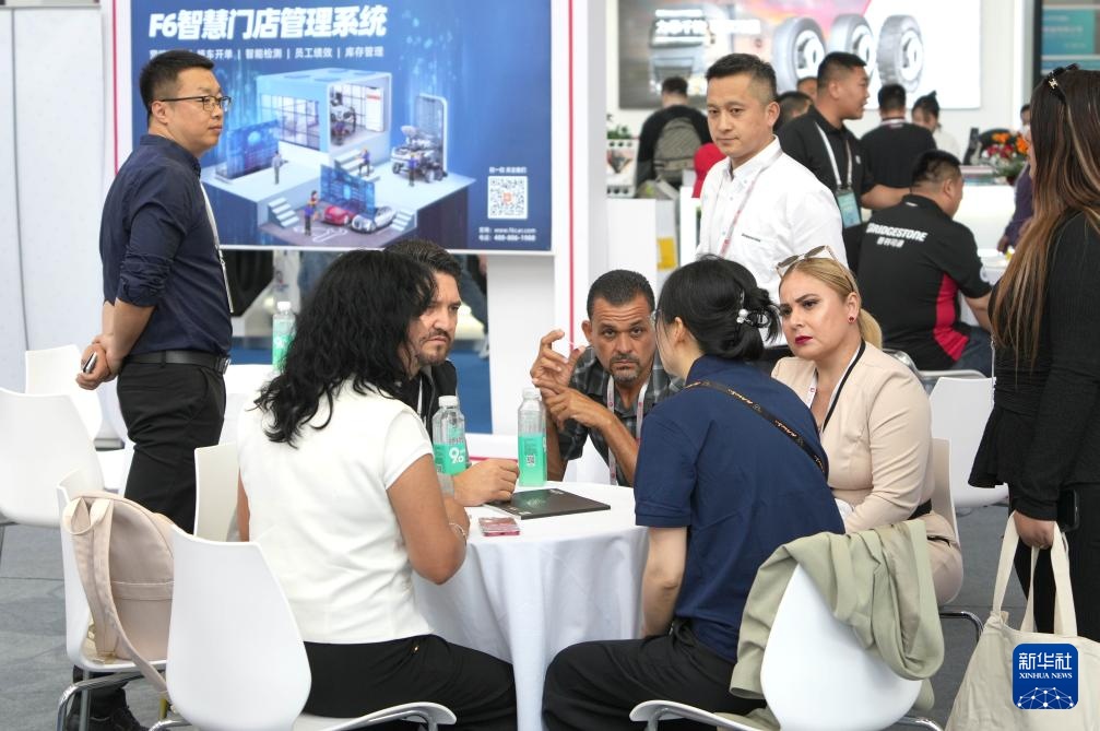 第十五届中国（广饶）国际橡胶轮胎暨汽车配件展览会开幕