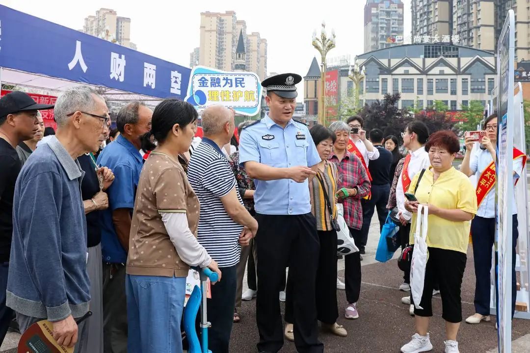 借冥币印刷厂做掩护！四川特大伪造货币案详情披露