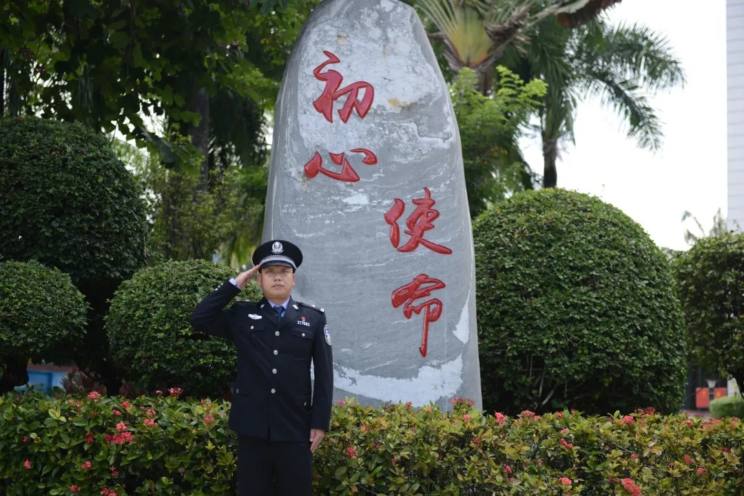 “东哥,42岁生日快乐……” “东哥,42岁生日快乐……”