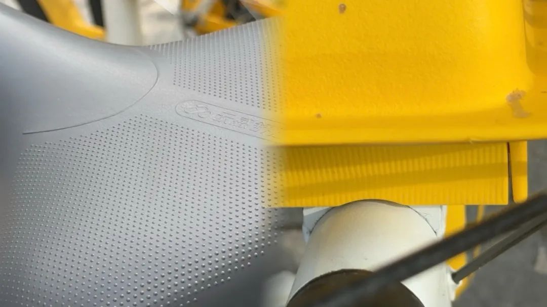 共享单车竟成了“牛皮癣”的新“宿主”！记者调查——