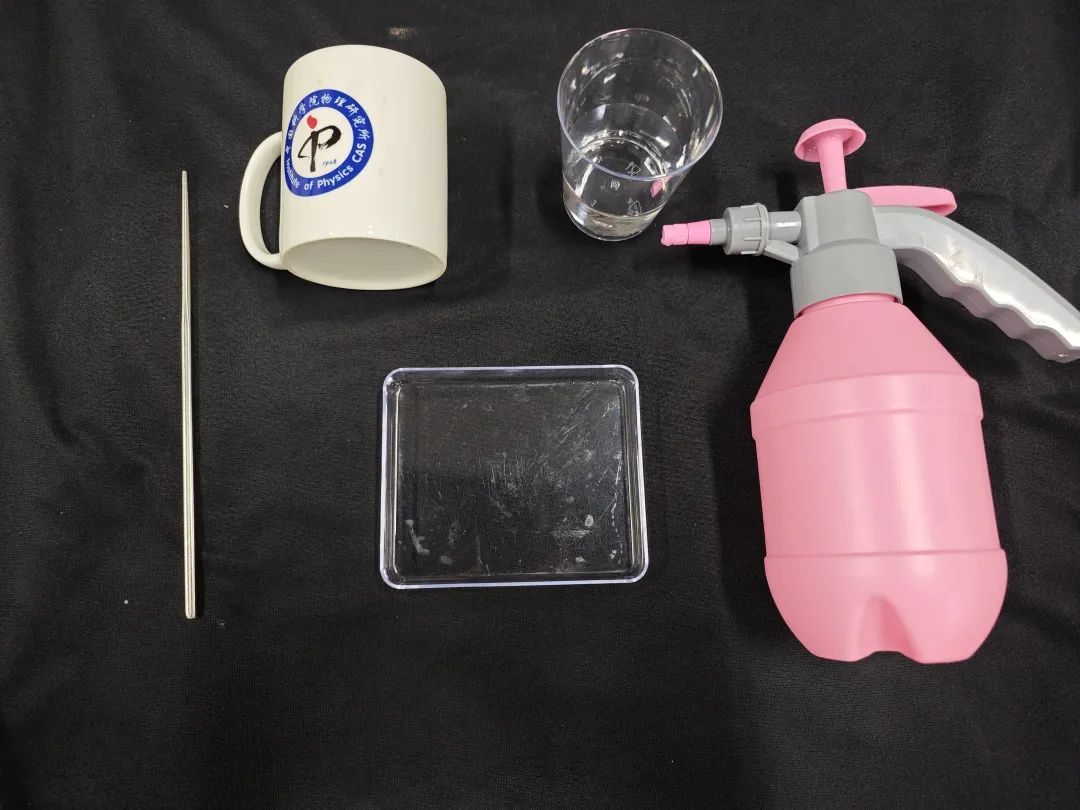 下雨时的窗户竟出现了“量子叠加态”？