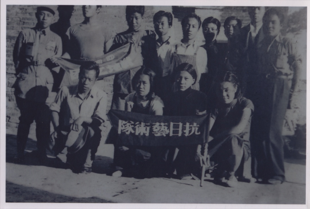 他是新中国国家形象的“首席设计师”！《哪吒闹海》美术总设计！