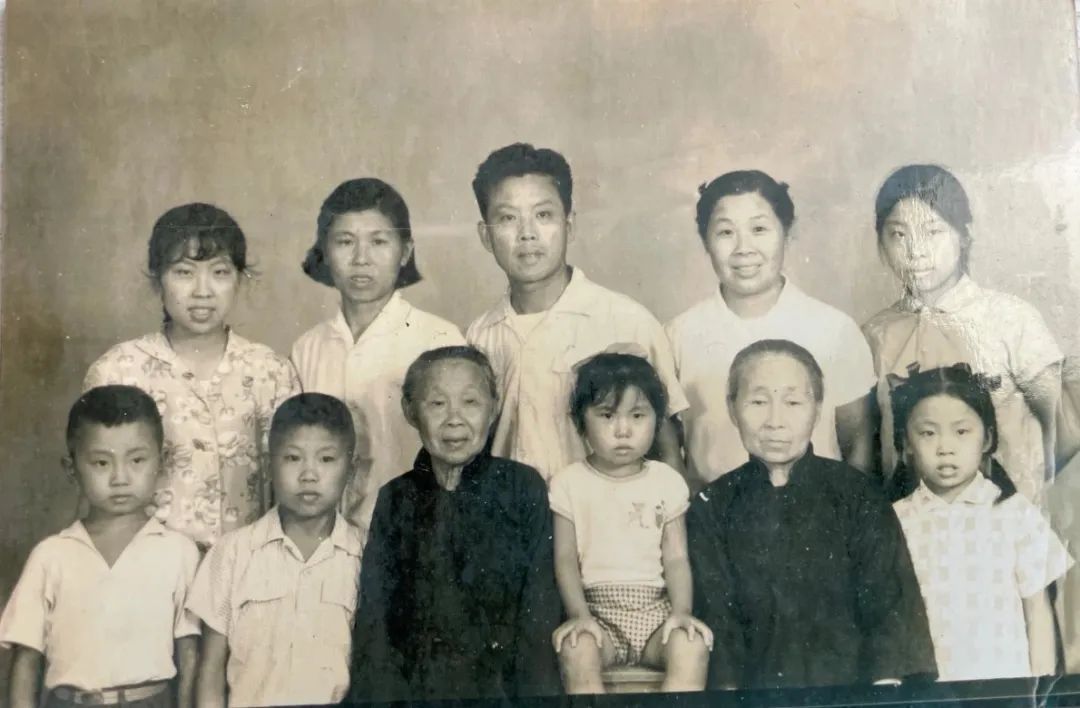 她于15日上午去世！没等来道歉