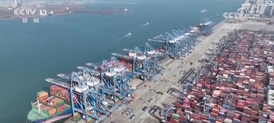 关税“窗口期” :美企加速补货 中国至美海运订单激增近300% 关税“窗口期” :美企加速补货 中国至美海运订单激增近300%