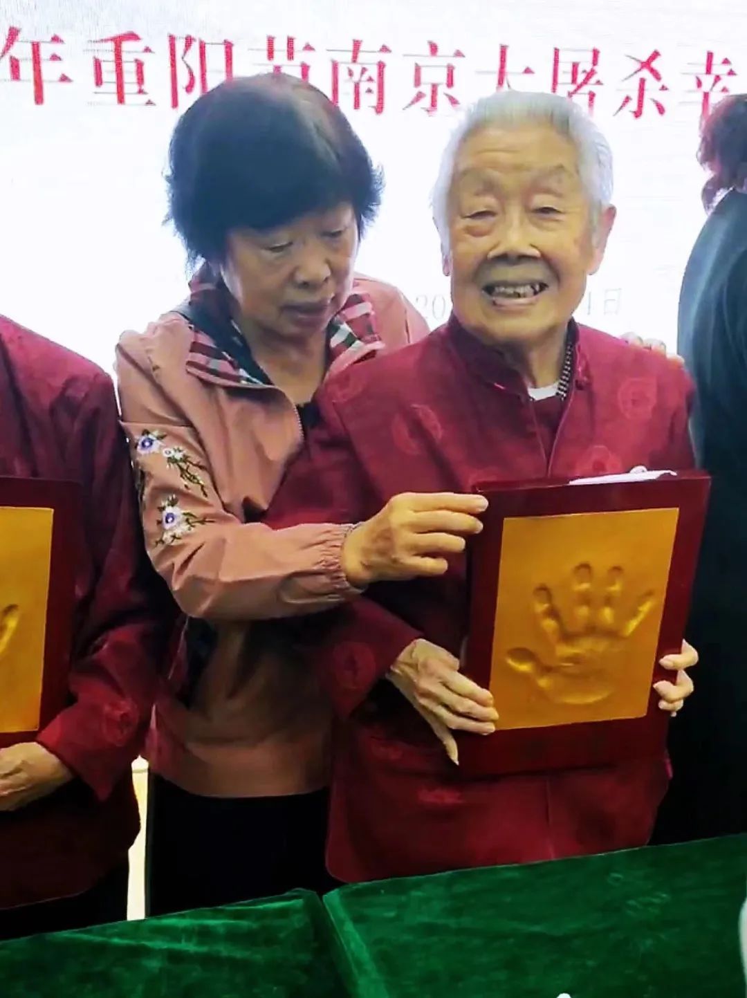 她于15日上午去世！没等来道歉