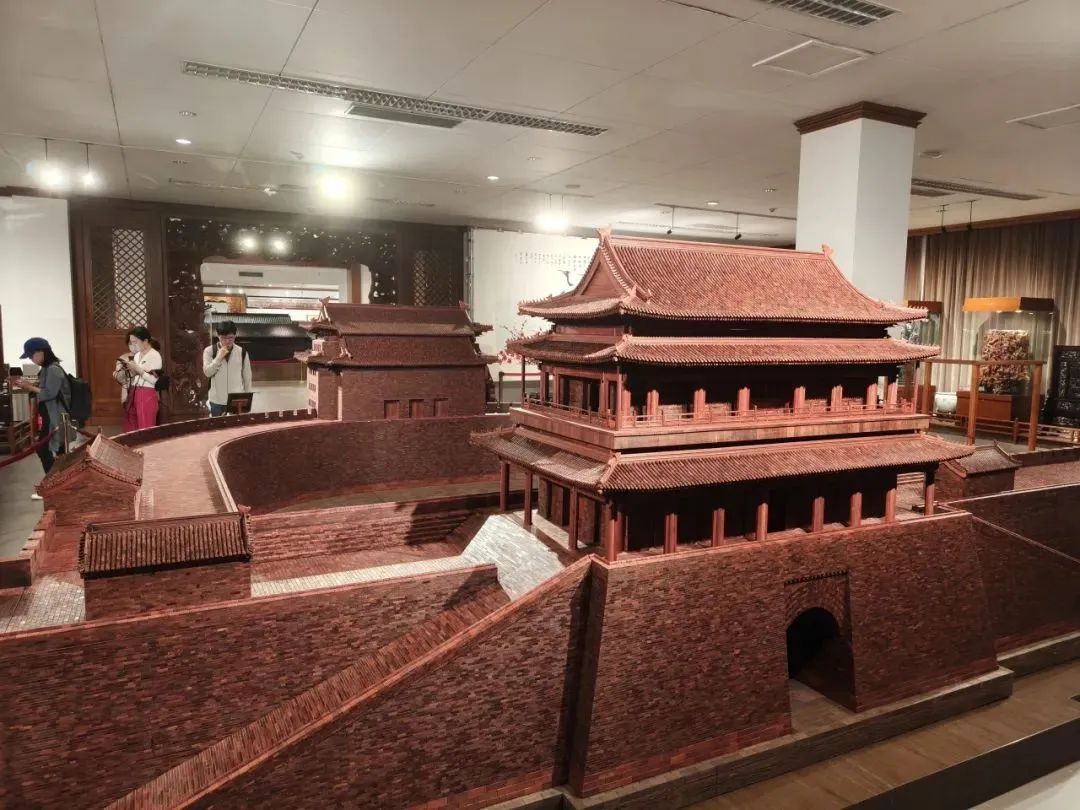 紫檀复刻的北京建筑,几天后可以免费观赏 紫檀复刻的北京建筑,几天后可以免费观赏