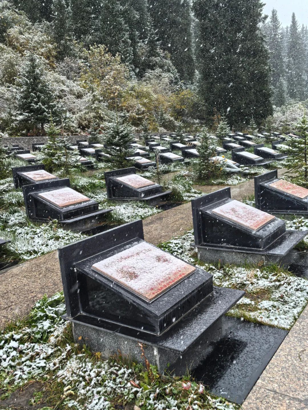 看到这条“中国最美公路”，别忘了这168名烈士