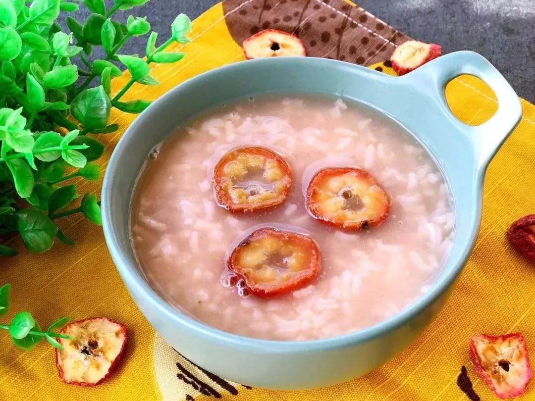 这8种水果煮着吃,养生效果加倍! 这8种水果煮着吃,养生效果加倍!