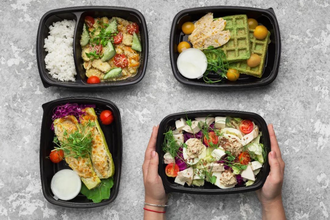 带饭上班、吃轻食、限时进食……年轻人热衷选择多种饮食策略 带饭上班、吃轻食、限时进食……年轻人热衷选择多种饮食策略