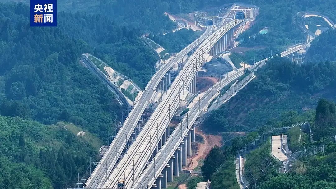 新高铁线来了!上海⇌成都将缩短5.5小时,建成时间公布 新高铁线来了!上海⇌成都将缩短5.5小时,建成时间公布