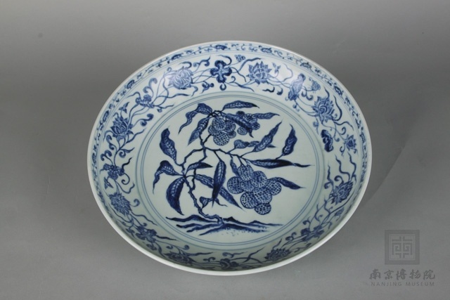 文博日历丨这颗荔枝“保鲜”700年 文博日历丨这颗荔枝“保鲜”700年