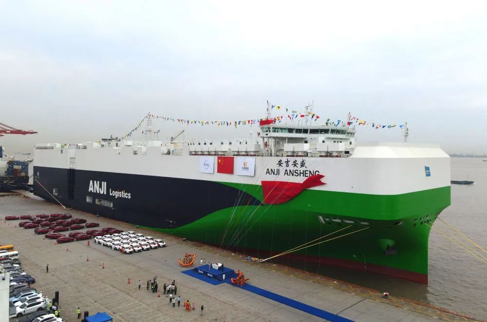 9500车位全球最大汽车运输船,首航! 9500车位全球最大汽车运输船,首航!