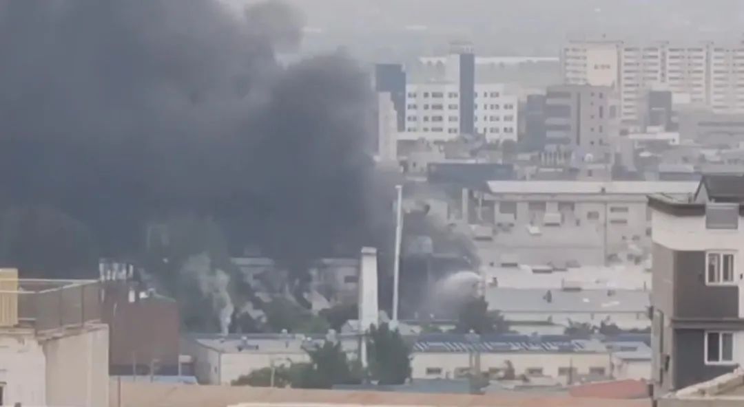 韩国光州一轮胎工厂突发大火,“火势很难扑灭”!韩消防厅下达国家消防动员令 韩国光州一轮胎工厂突发大火,“火势很难扑灭”!韩消防厅下达国家消防动员令