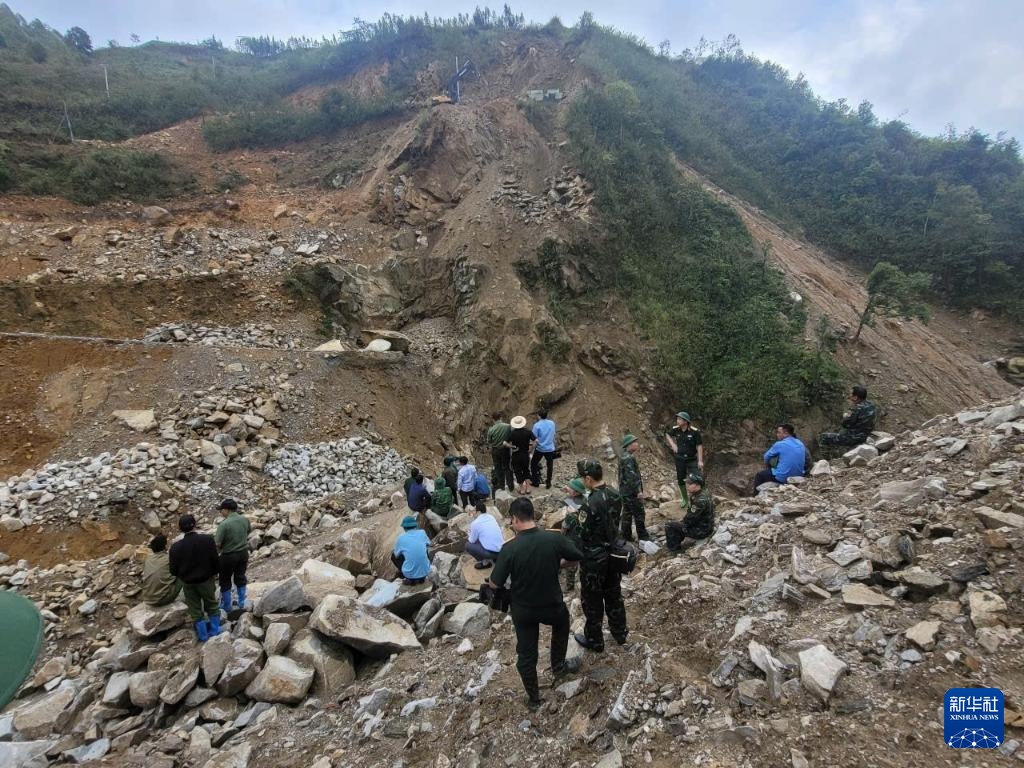 越南一水电站施工期间发生山体滑坡 5人死亡