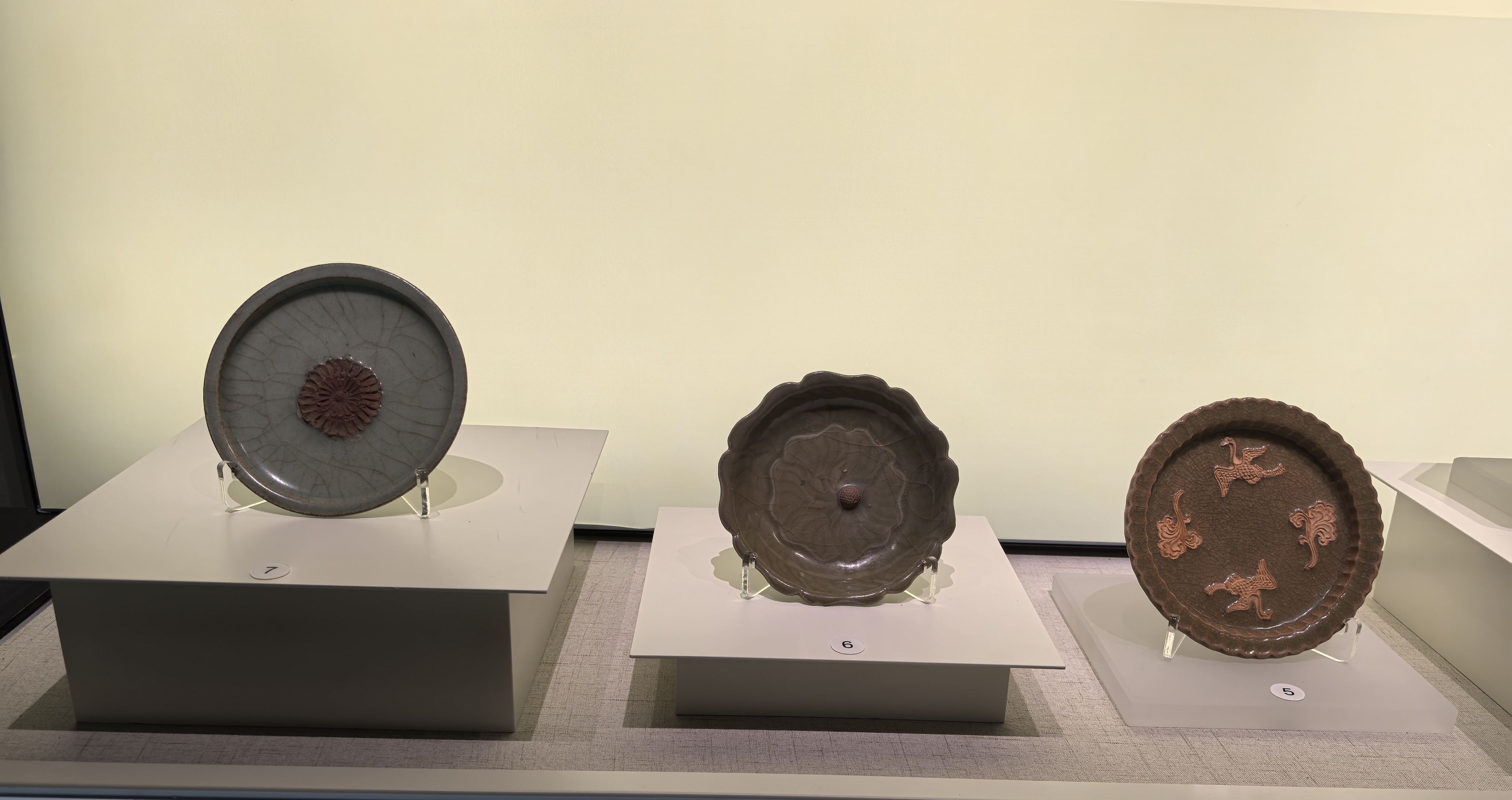 文博日历丨这颗荔枝“保鲜”700年 文博日历丨这颗荔枝“保鲜”700年