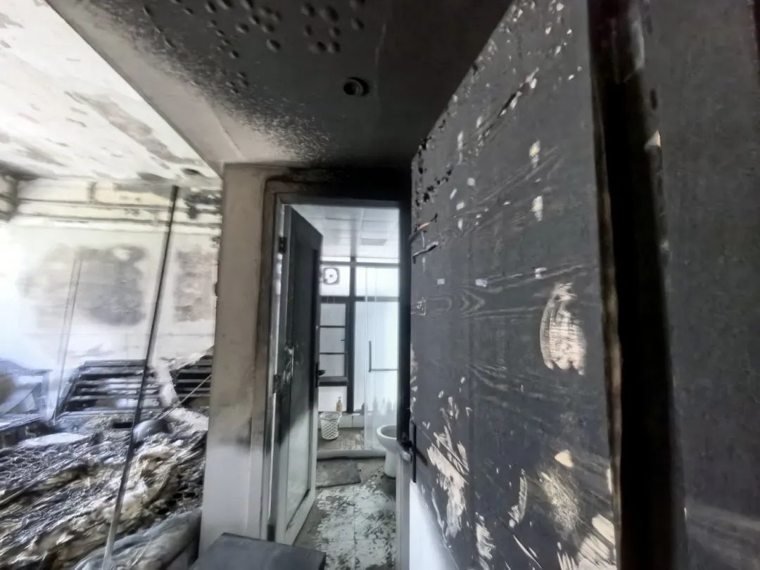 佛山一家卧室被烧,罪魁祸首可能又是它,快自查! 佛山一家卧室被烧,罪魁祸首可能又是它,快自查!