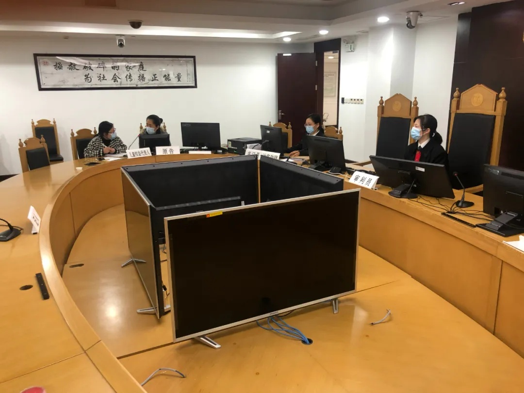 上海一男子去世，把全部财产留给妻子！法院：这份遗嘱不认可