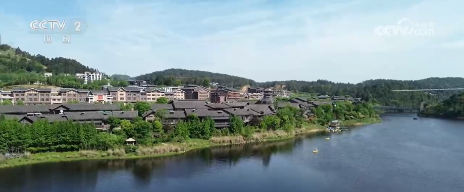 “非遗+生态+文旅”为乡村振兴“增色添彩” 农文旅融合点燃“夏日经济”