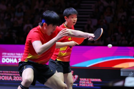 王楚钦/孙颖莎多哈世乒赛首秀告捷 王楚钦/孙颖莎多哈世乒赛首秀告捷