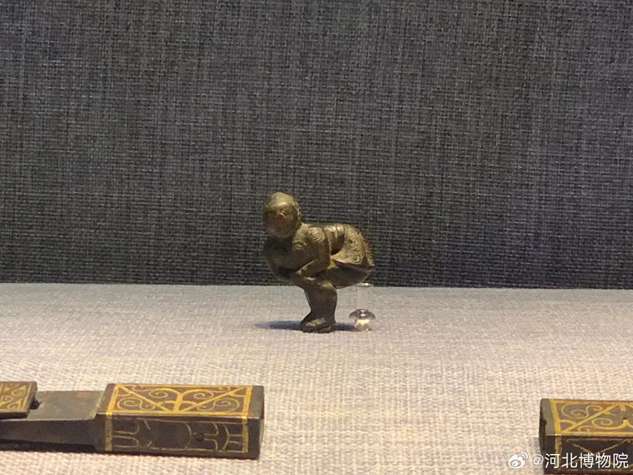 500年前,一只小猫在城墙上签了个名…… 500年前,一只小猫在城墙上签了个名……