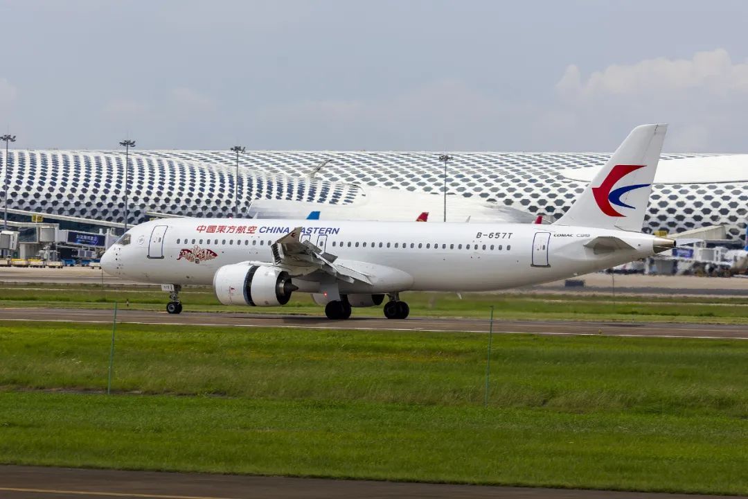 上新!C919,上海⇋深圳! 上新!C919,上海⇋深圳!